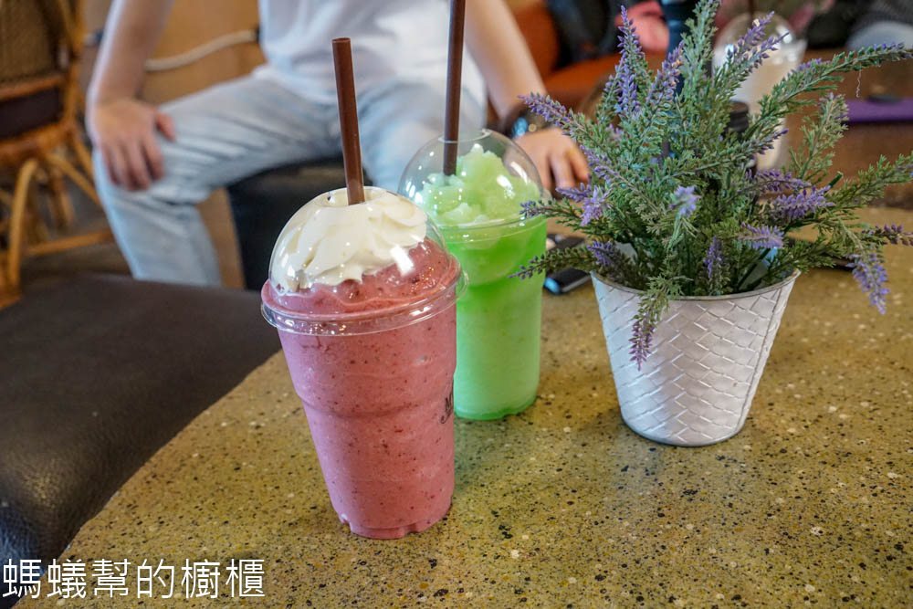 華欣摩艾咖啡Moai Cafe'&Resort Cha-am