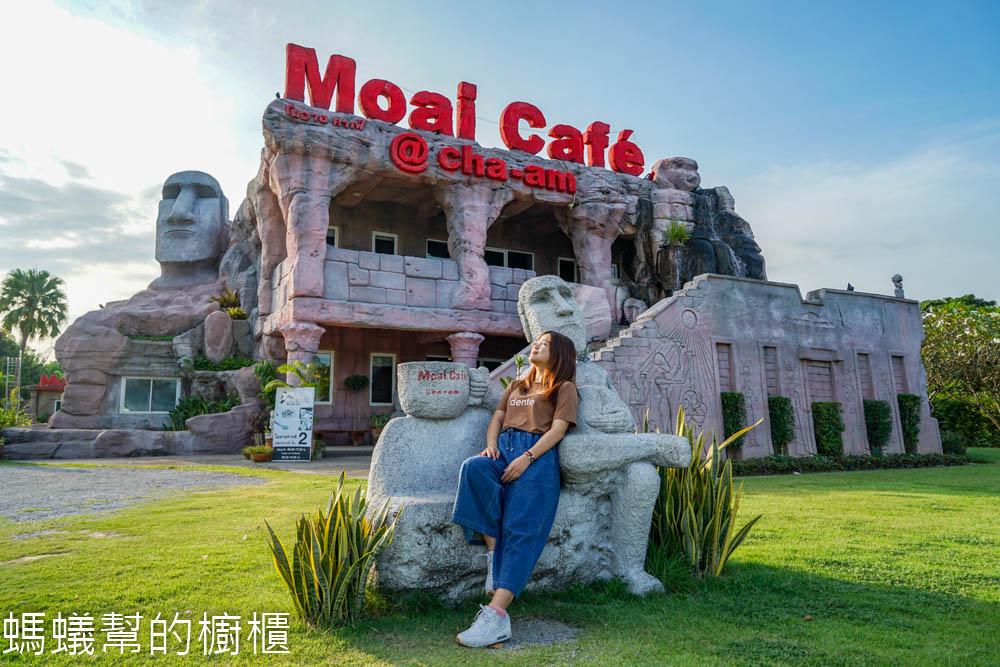 Moai Cafe’&Resort Cha-am