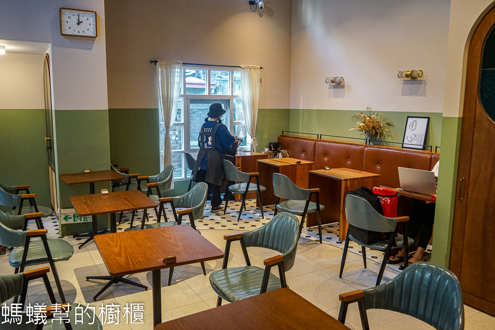 芬芳咖啡廳 | 台中下午茶漢堡、菠蘿油