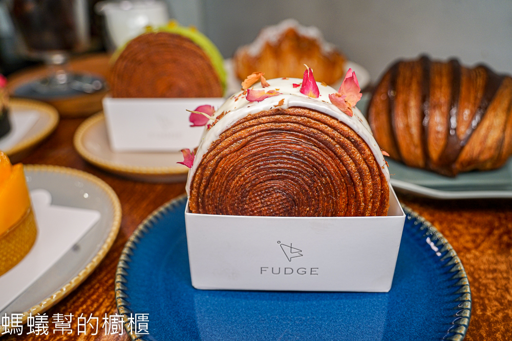法奇FUDGE | 台中沙鹿法式甜點，新品紐約卷登場！