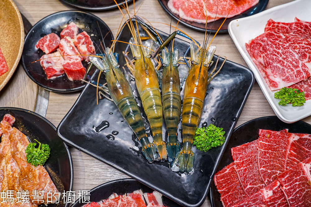 羊角炭火燒肉 | 台中燒肉吃到飽！日本A5和牛、百種食材無限供應。