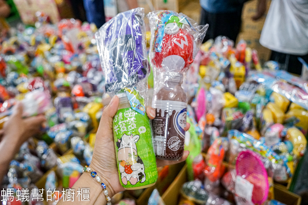 牛奶坊中部最大牛奶批發商 | 北斗交流道下,每家都狂搬好幾箱。