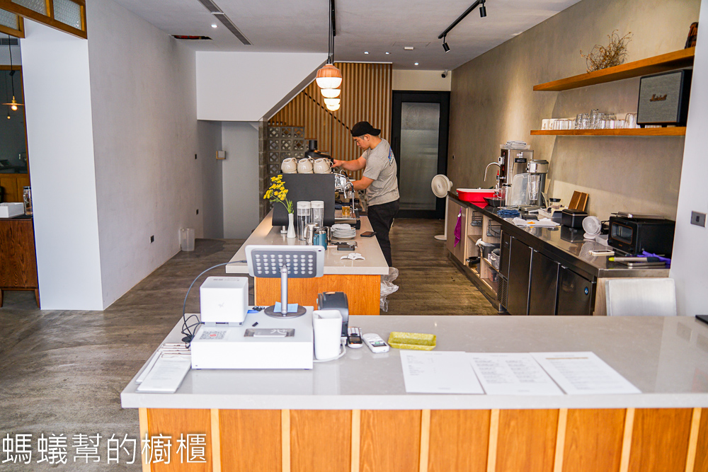 有本吉咖啡 | 斗六質感咖啡館，舒適木質感環境，以阿公名字命名。