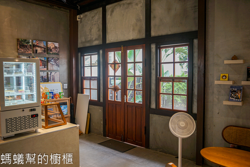 巷弄長壽 | 彰化市半隱藏版市場巷弄裡老屋咖啡，彩虹乳酪蛋糕。