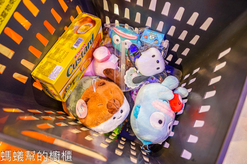 達拉樂樂屋 | 彰化一票玩到底室內兒童遊樂區，夾娃娃機。