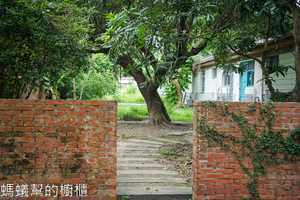 台中霧峰光復新村，漫步濃厚眷村味，假日來訪文創市集。