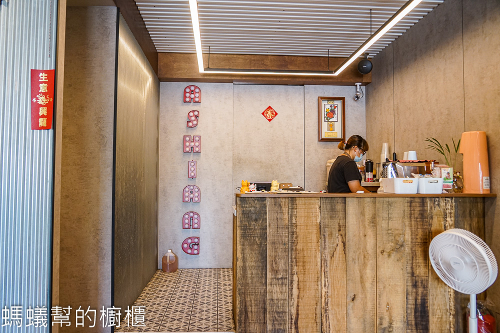 阿香泰國小吃店 | 彰化福興工業區人氣泰式小館，泰式奶綠好喝。