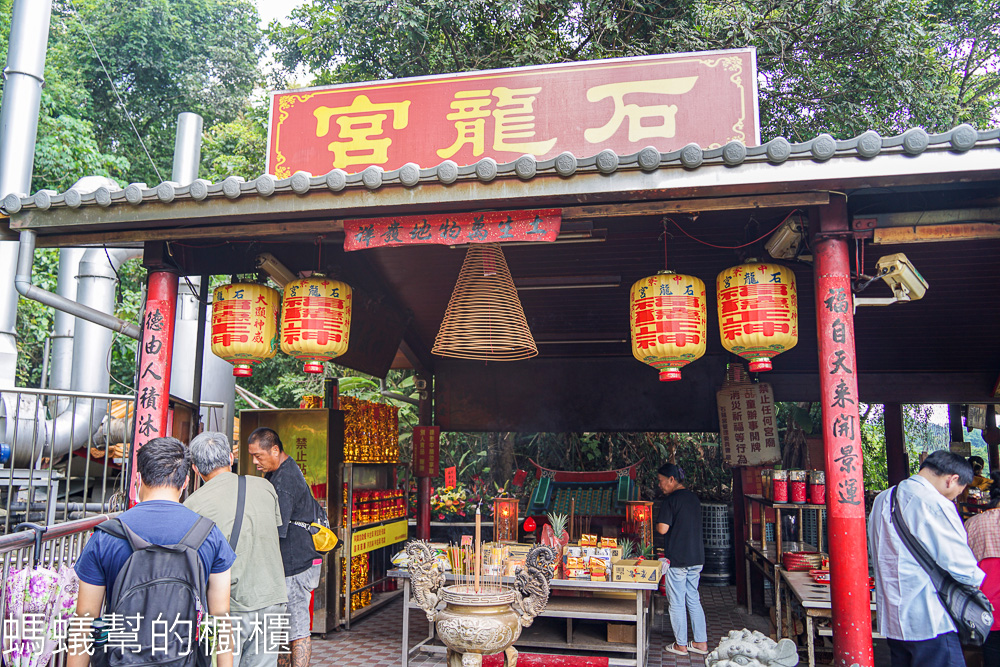 中寮石龍宮 | 南投土地公泡麵,補財運香火鼎盛,早年求明牌聖地。