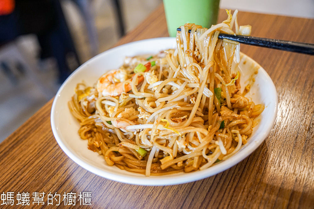 阿香泰國小吃店 | 彰化福興工業區人氣泰式小館，泰式奶綠好喝。
