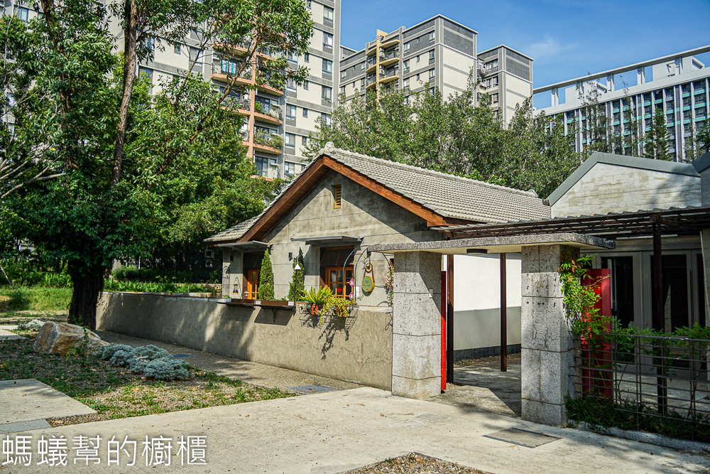 百花草園 | 新竹市東區將軍村裡優雅甜點小屋，蛋糕好吃。