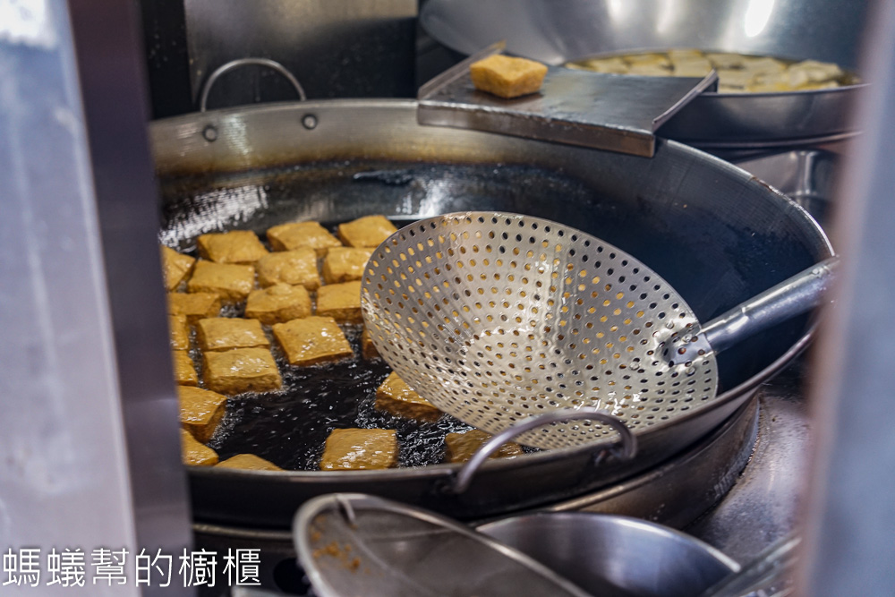 田中原橋頭臭豆腐 | 彰化田中大塊酥脆臭豆腐，田中人氣小吃店。