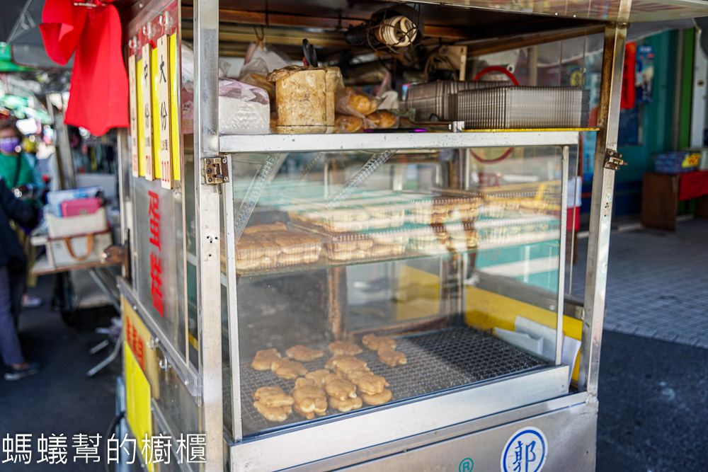 澎湖伯豆花圓仔湯 | 彰化市三民市場老攤，手搓圓仔超好吃！