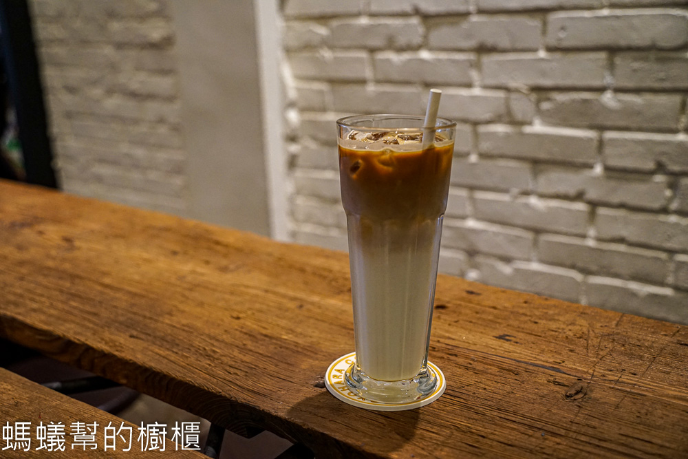 Toyohara Coffee Roasters | 豐原咖啡館。