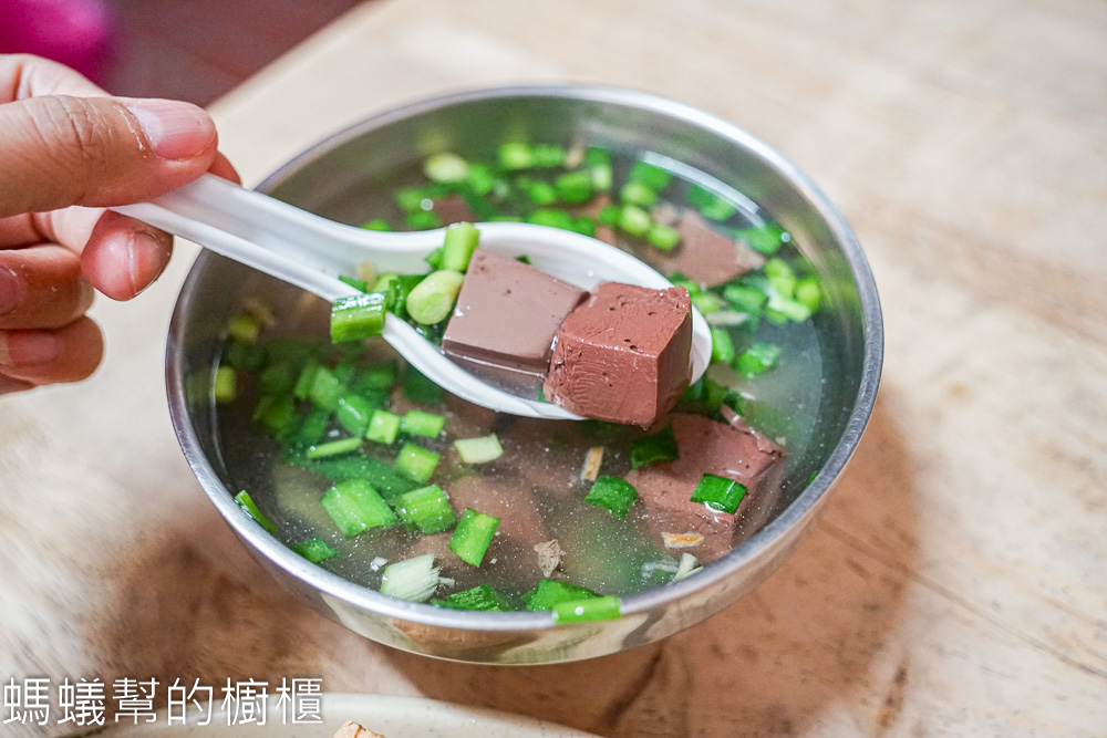 宮後街臭豆腐 | 北斗酥脆臭豆腐、豬血湯，只賣五六日。