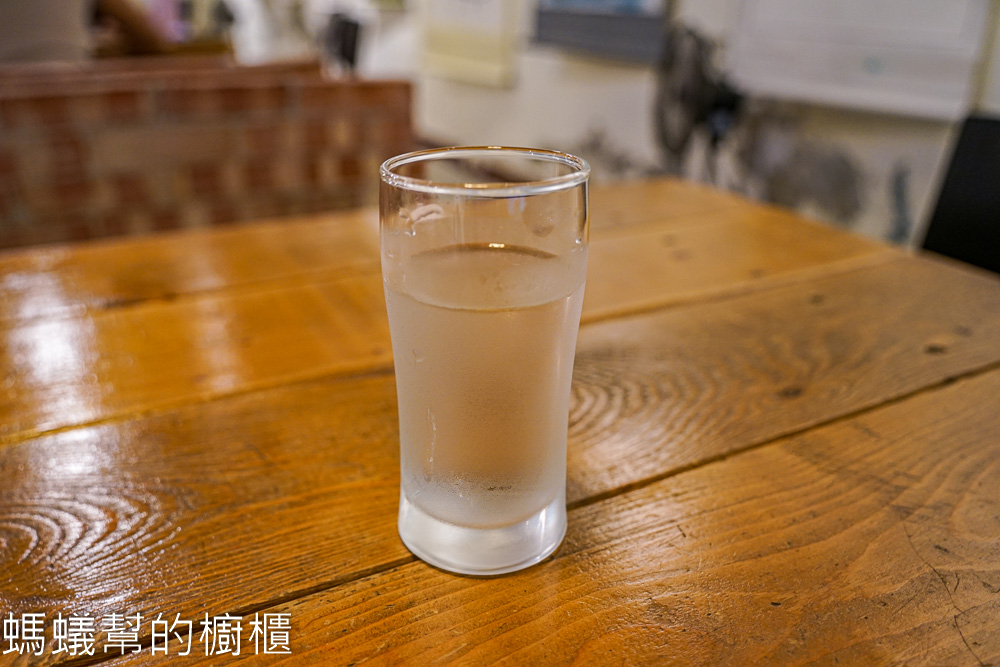騷咖啡 | 斗六營業到午夜老屋咖啡館，鄰近斗六圓環。