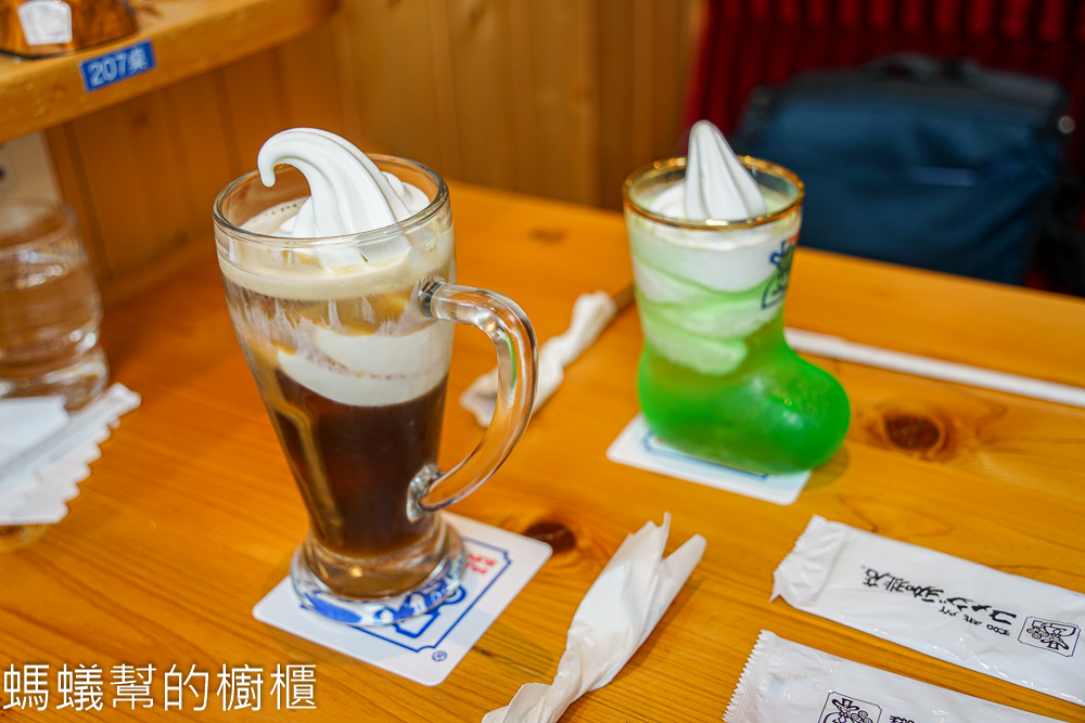 客美多咖啡黎明店 | 早餐時段買飲料送厚片土司，附停車場好停車。