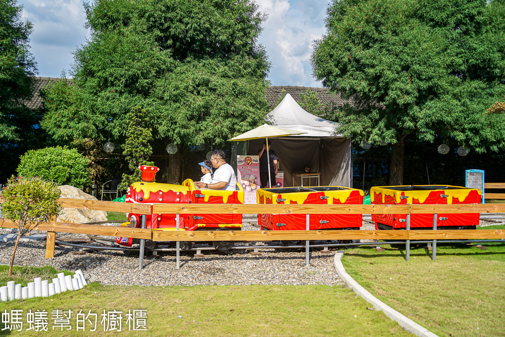 有樂莊園 | 田尾親子餐廳,沙坑、小火車、氣墊城堡,鬆餅咖啡。