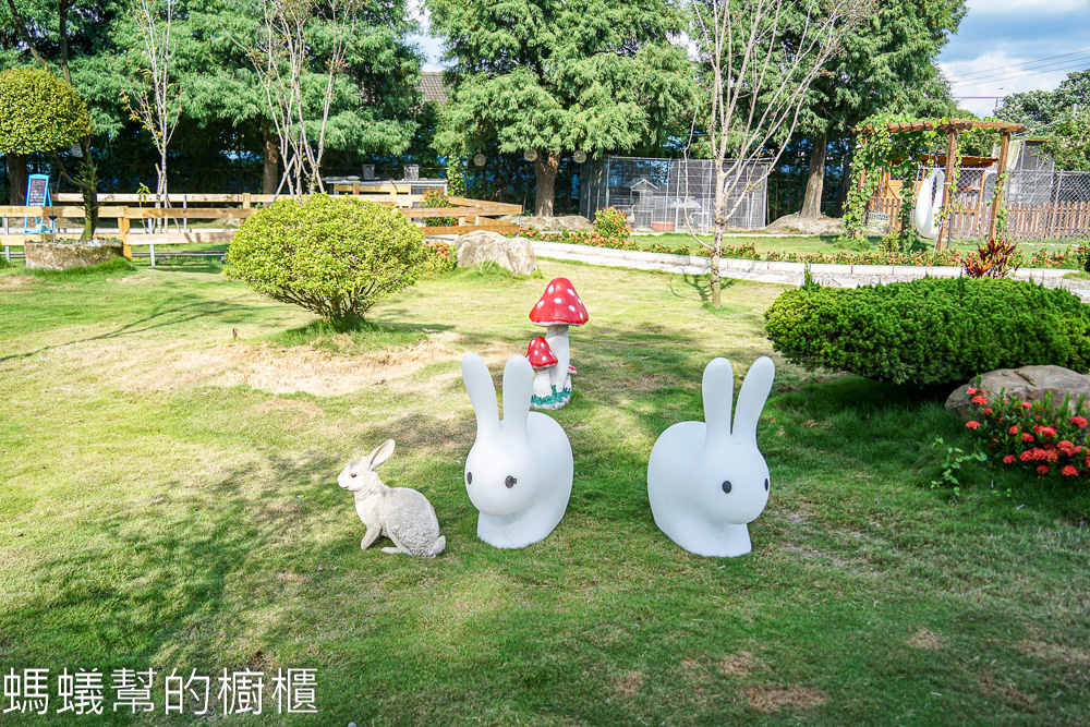 有樂莊園 | 田尾親子餐廳,沙坑、小火車、氣墊城堡,鬆餅咖啡。
