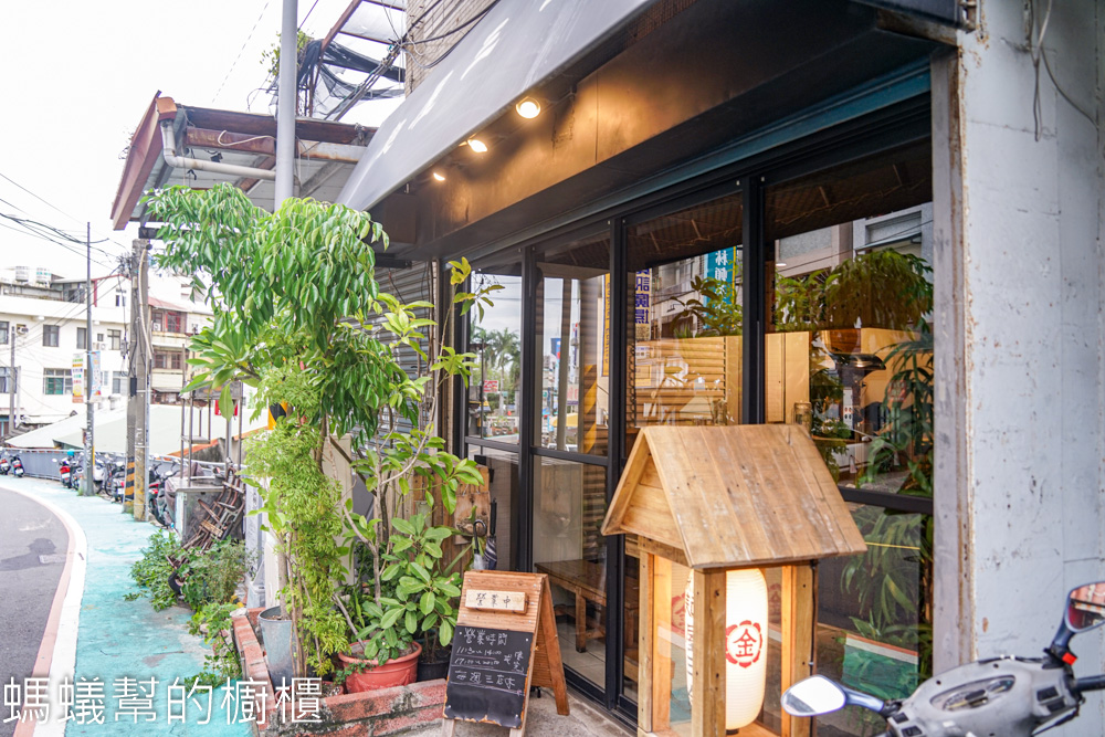 麵屋三金 | 彰化市雞湯拉麵，雞湯底醇厚，另外有販售拌麵。