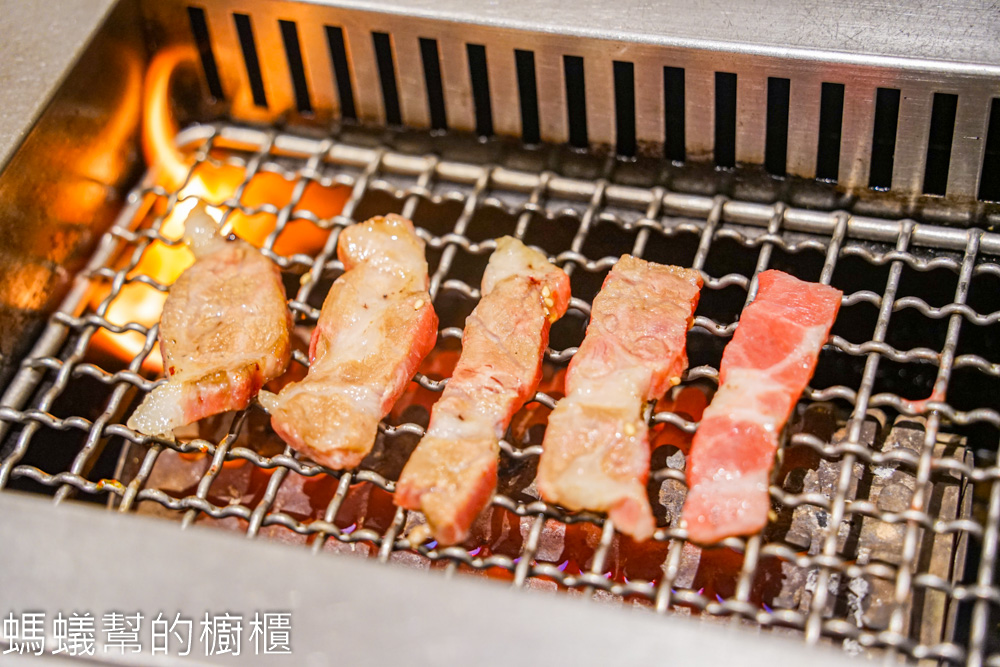 燒肉smile彰化中山店 | 一個人吃燒肉，300元起，還有飲料無限。