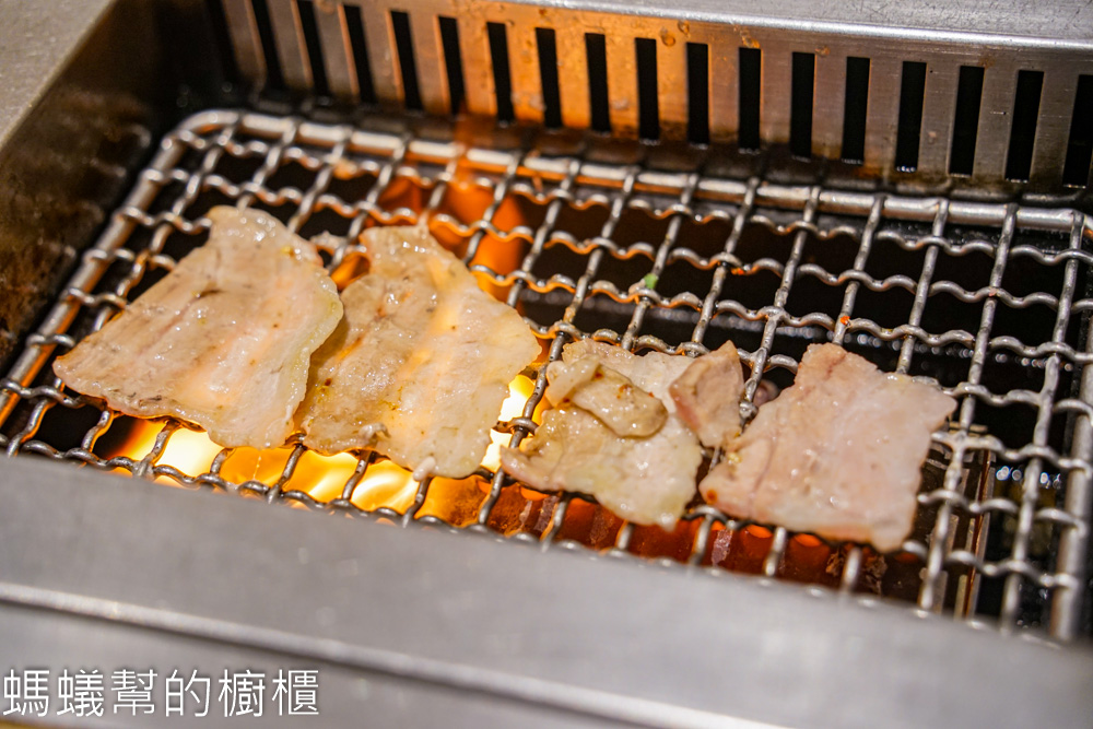 燒肉smile彰化中山店 | 一個人吃燒肉，300元起，還有飲料無限。
