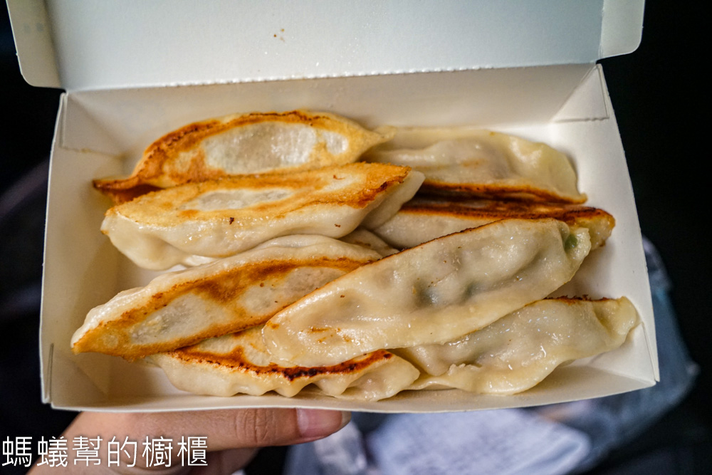 天品鍋貼蒸餃 | 永靖小吃美食，酥脆鍋貼口味好，從小吃到大。