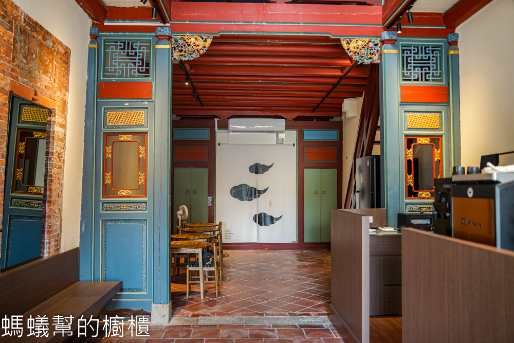 東北季風 | 鹿港丁家古厝旁咖啡館，精品豆咖啡、鹽奶油厚片。