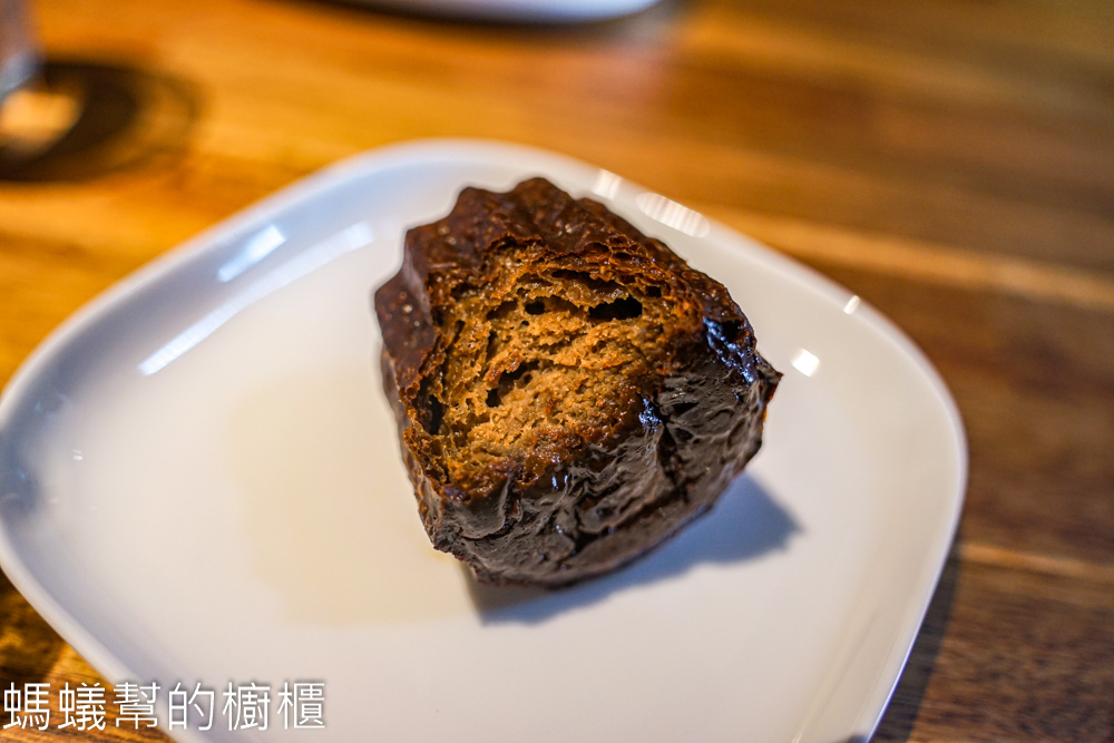 東北季風 | 鹿港丁家古厝旁咖啡館，精品豆咖啡、鹽奶油厚片。