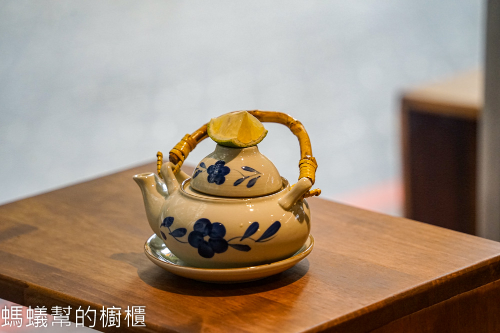 富吉珈琲 | 台中中區第四信用合作社旁咖啡館，咖啡水準好。