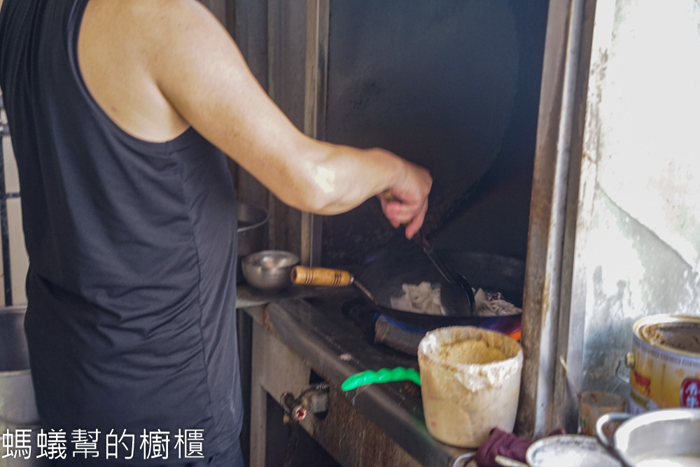 和美生炒花枝 | 和美小吃推薦，只賣兩樣花枝商品，人氣搶搶滾。