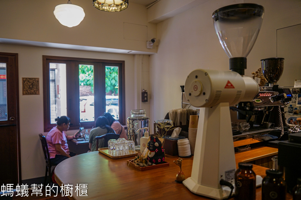 清泉咖啡 | 彰化鹿港媽祖廟附近咖啡館，咖啡甜點鹹派水準好。