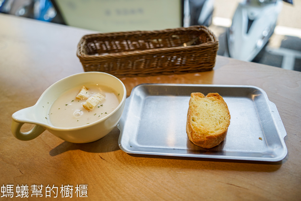 page6義式廚房 | 彰化市義大利麵、燉飯、焗烤，大蒜麵包經典。