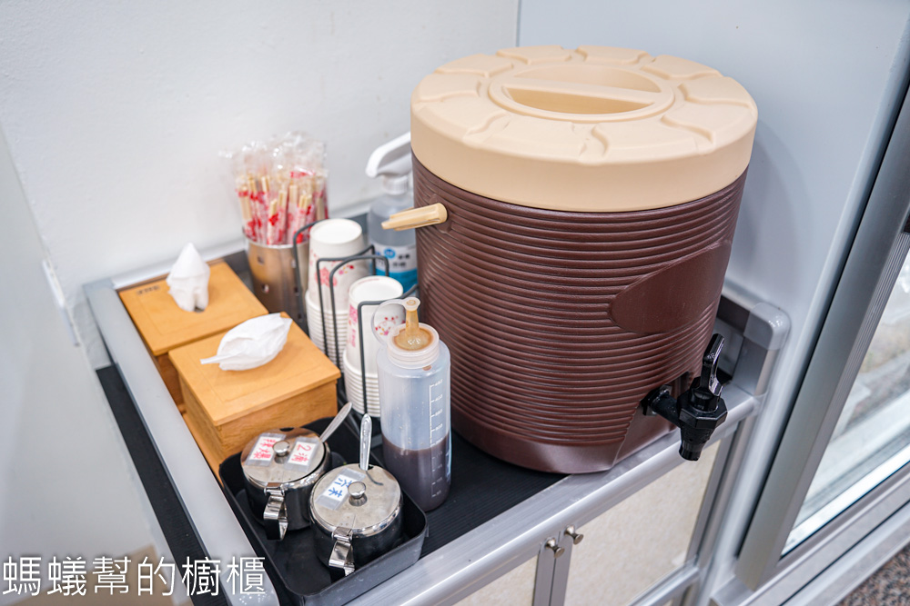 福同涼麵 | 斗六專賣涼麵製麵所，皮蛋醬涼麵開胃，味噌蛋花湯。
