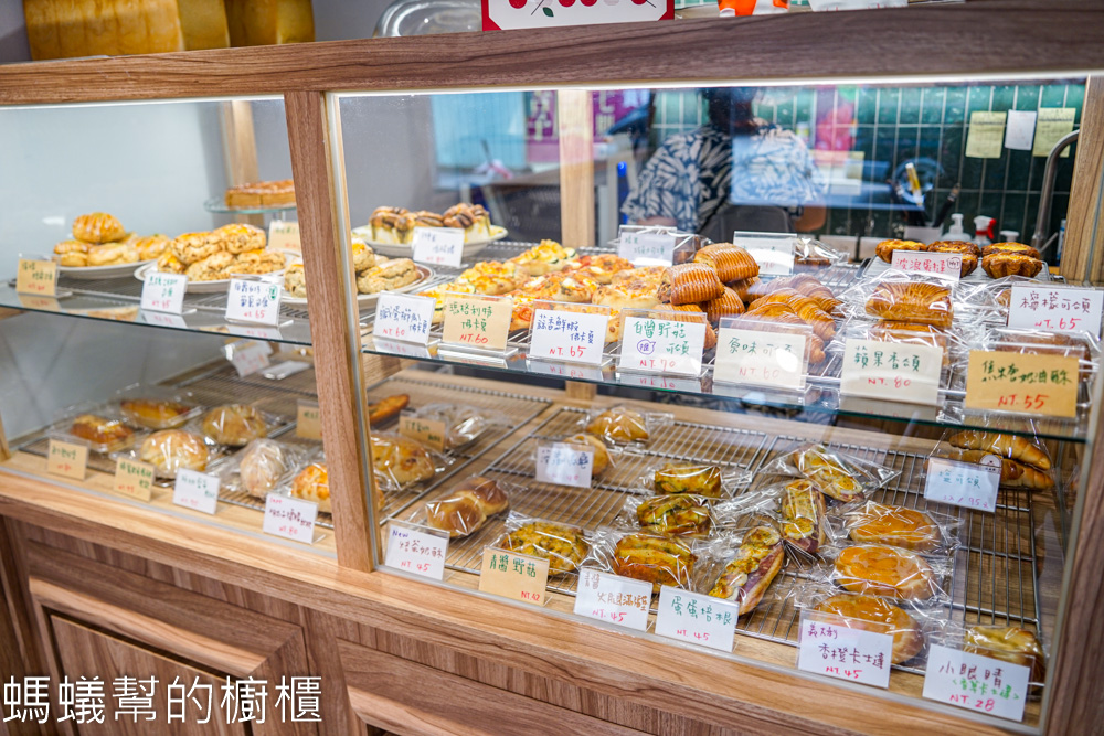 櫻桃屋Cheriya Bakery | 斗六小路裡人氣可頌麵包。