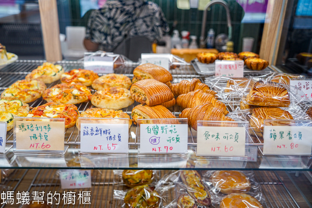 櫻桃屋Cheriya Bakery | 斗六小路裡人氣可頌麵包。