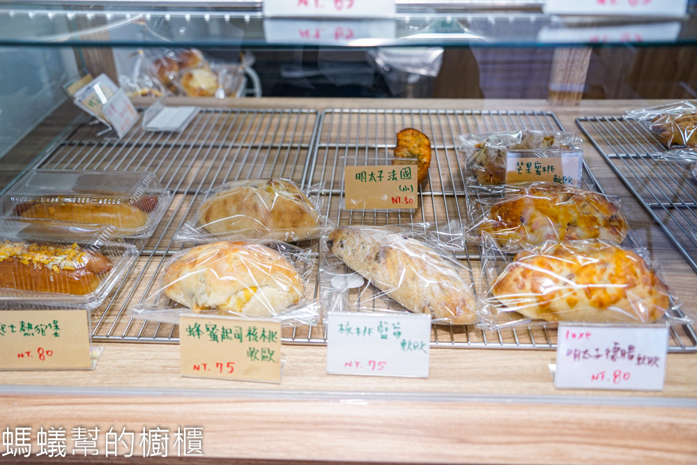 櫻桃屋Cheriya Bakery | 斗六小路裡人氣可頌麵包。