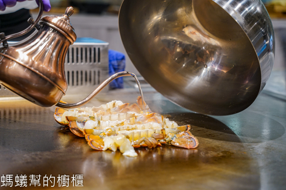 明水然•樂無菜單鐵板燒 | 台北一位難求鐵板燒終於插旗台中！