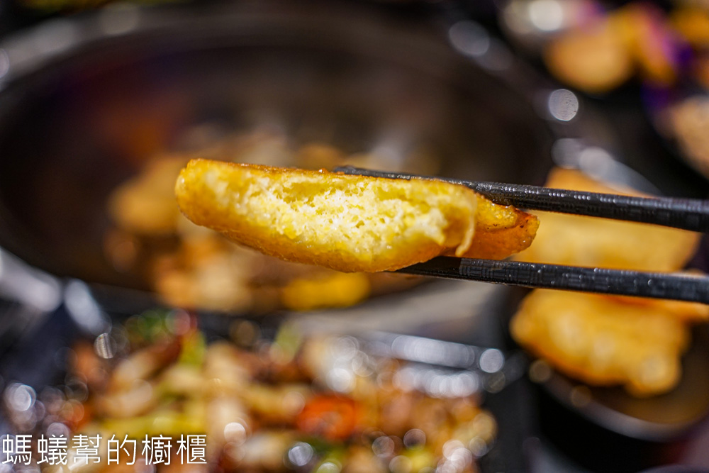 醉地府鐵鍋燉 | 台中東北鐵鍋燉，陰間主題超炫！台中宵夜場推薦。