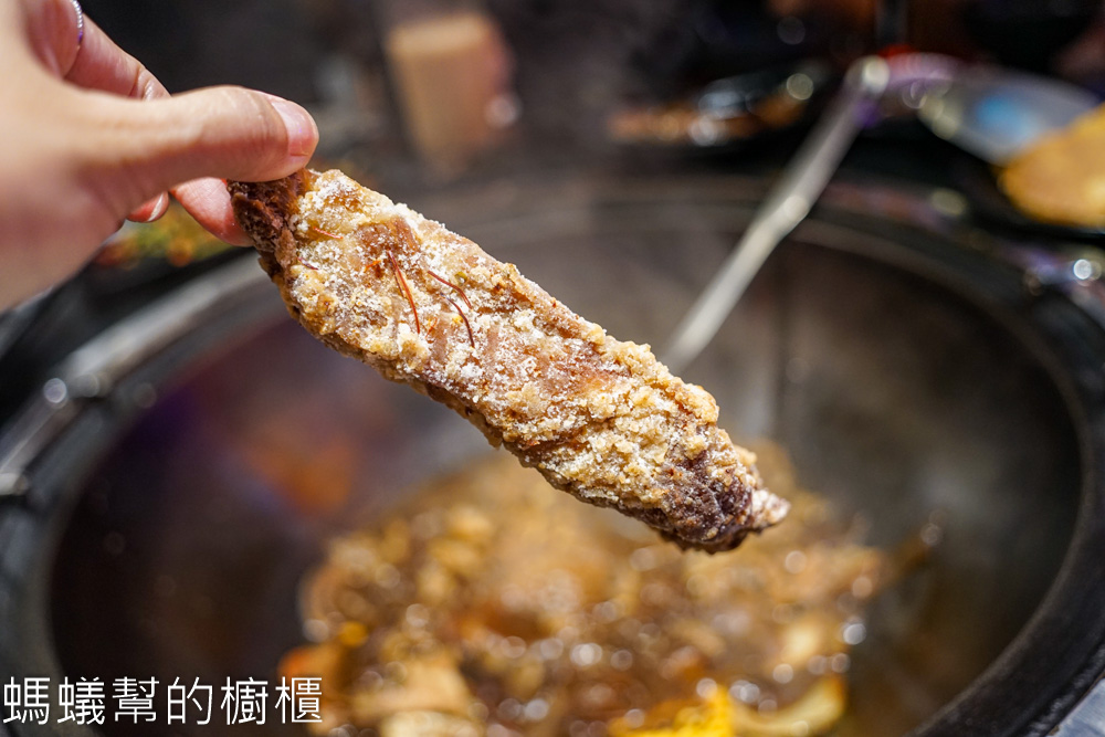 醉地府鐵鍋燉 | 台中東北鐵鍋燉，陰間主題超炫！台中宵夜場推薦。