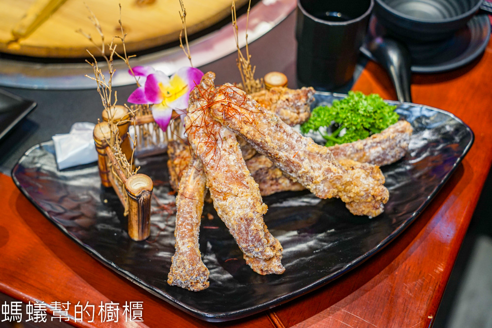 醉地府鐵鍋燉 | 台中東北鐵鍋燉，陰間主題超炫！台中宵夜場推薦。