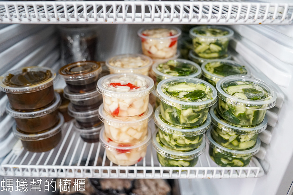 九穗古早味滷肉｜彰化市小吃手工麵疙瘩，滷味入味、烏梅汁醇厚。