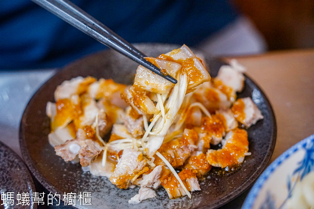 九穗古早味滷肉｜彰化市小吃手工麵疙瘩，滷味入味、烏梅汁醇厚。
