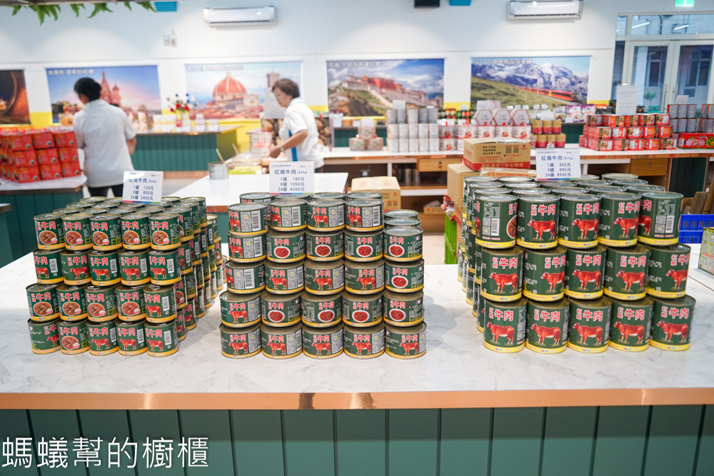 欣欣生技食品 | 斗六軍用罐頭工廠，新展售中心超好拍！年菜禮盒佛跳牆、花椒干貝雞。