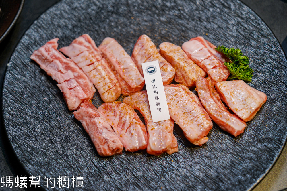 脂本燒肉 | 員林燒肉推薦，雙人套餐1580元起，A5和牛霜降。