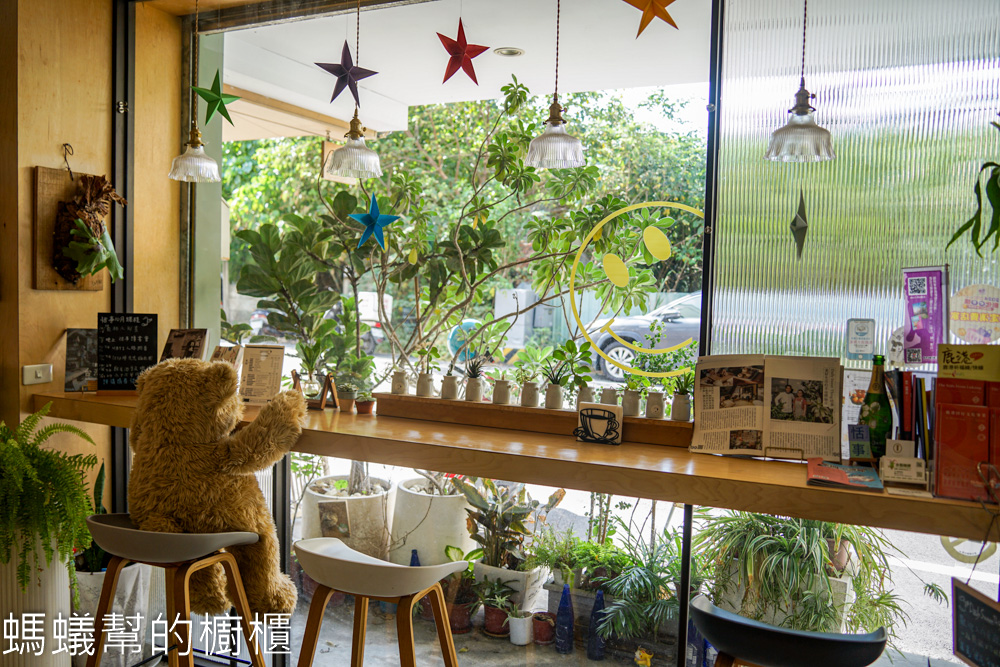 Daily Sweet Thing恬事 | 鹿港摸乳巷旁邊，大廚可麗露、法式鹹派。