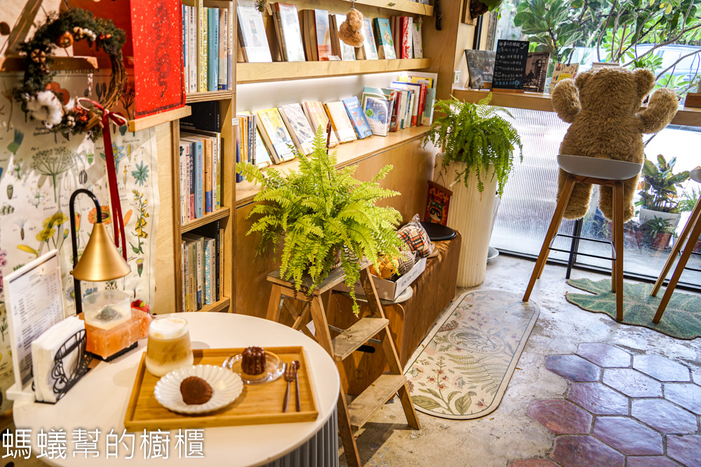 Daily Sweet Thing恬事 | 鹿港摸乳巷旁邊，大廚可麗露、法式鹹派。