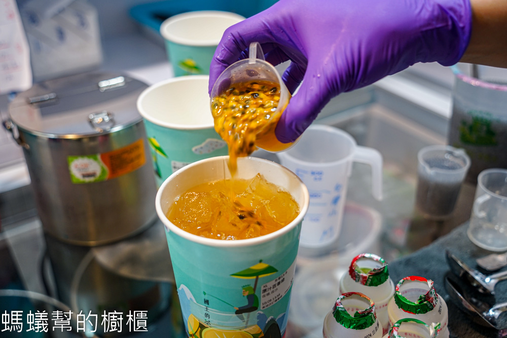 國王的茶茶飲專賣店彰化溪湖店 | 全品項買5送1，好喝大容量！