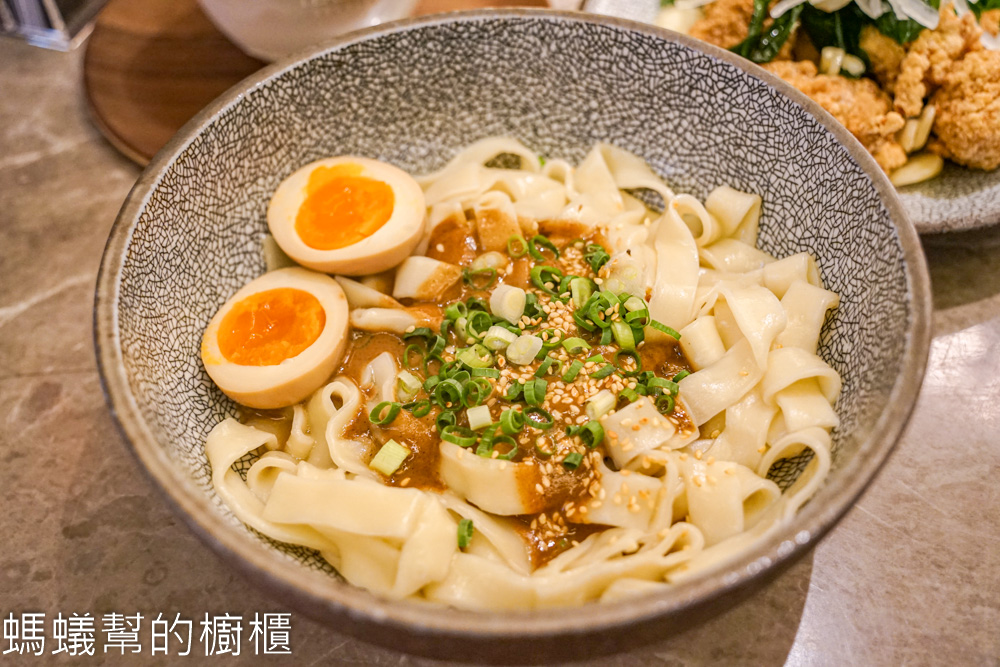茶馬司訪山茶店 | 台中IKEA旁茶館，麵食炸物咖啡茶飲。