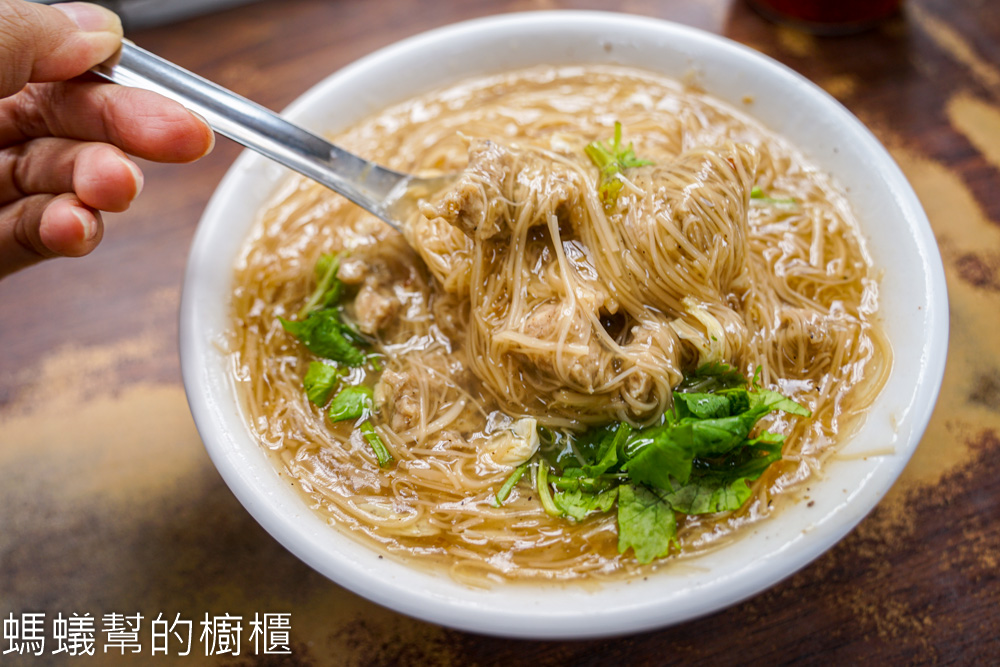 石家麵線糊 | 福興麵線糊，福興國中附近，胡椒味濃的麵線糊。