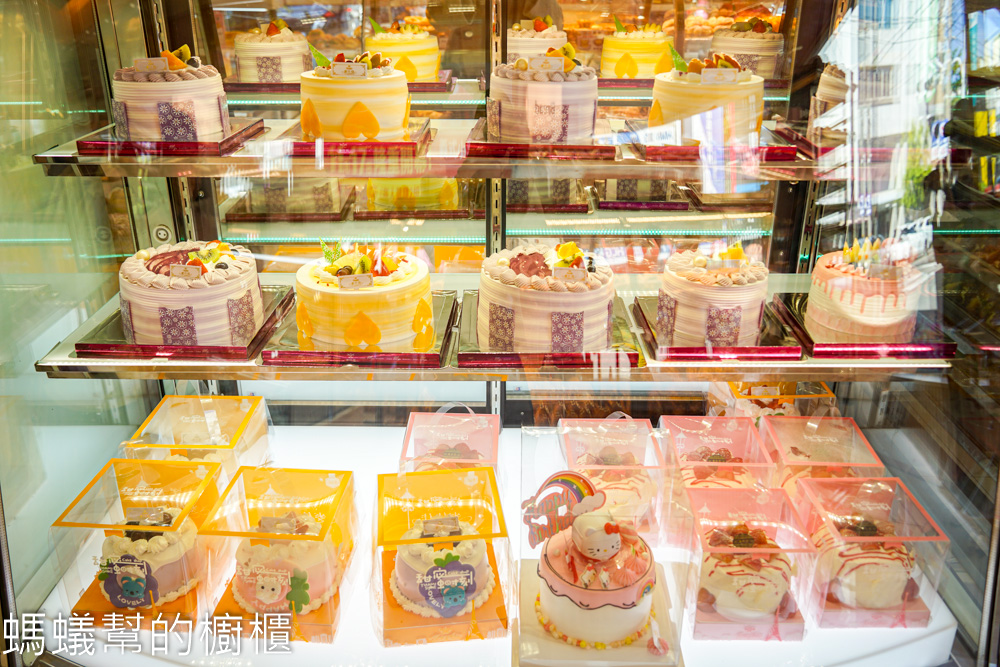 麥仕佳專業烘焙員林中山店 | 夢幻粉紅色新店登場！
